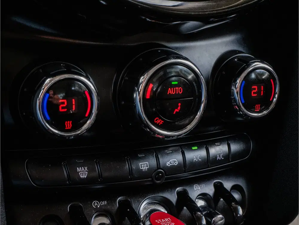 Mini One 1.5 One Essential Full map navigatie uit 2021, foto 15