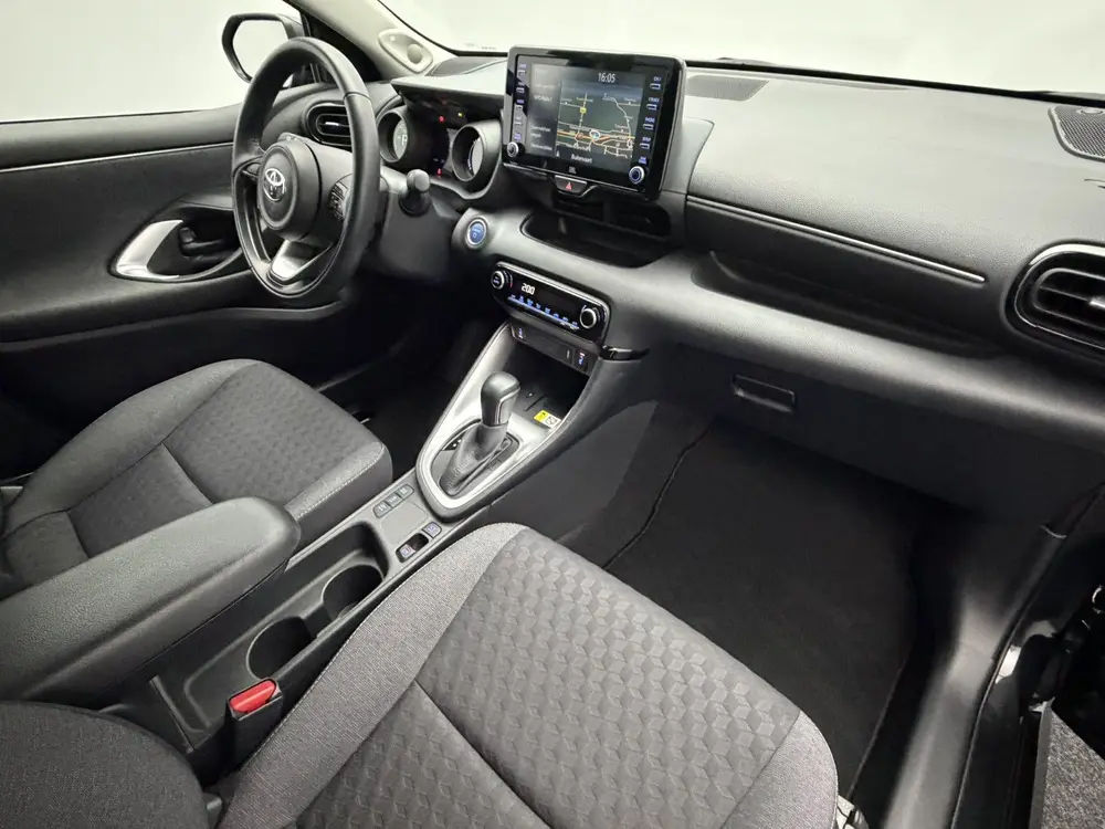 Toyota Yaris 1.5 Hybrid Style uit 2021, foto 8
