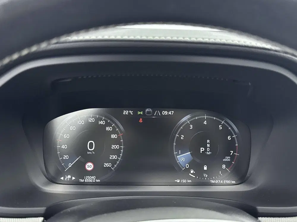 Volvo V90 2.0 B5 R-Design 251PK uit 2020, foto 18