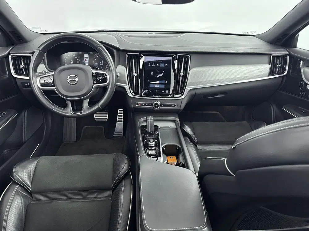 Volvo V90 2.0 B5 R-Design 251PK uit 2020, foto 20