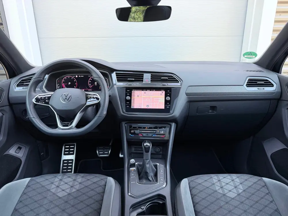 Volkswagen Tiguan 1.5 TSI 3x R-Line Pano/Keyless/AppleCarPla uit 2022, foto 10