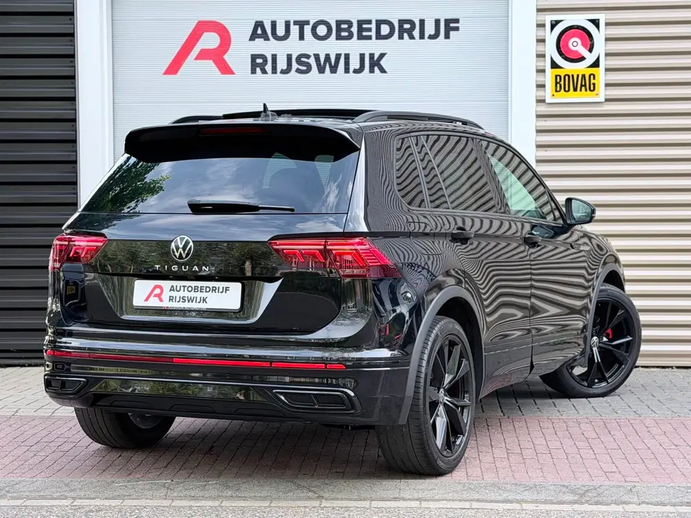 Volkswagen Tiguan 1.5 TSI 3x R-Line Pano/Keyless/AppleCarPla uit 2022, foto 4