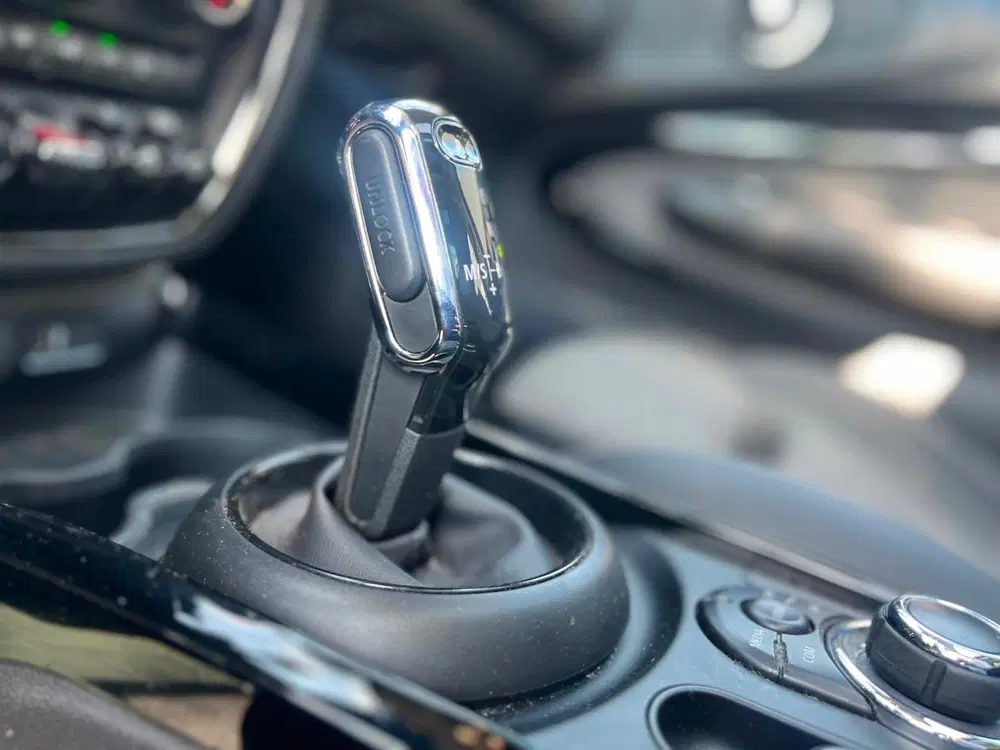 Mini Clubman 1.5 Cooper Business Edition AUTOMAAT+NLAUT uit 2021, foto 3