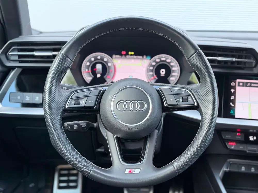 Audi A3 40 TFSI quattro S-Line Camera uit 2022, foto 12