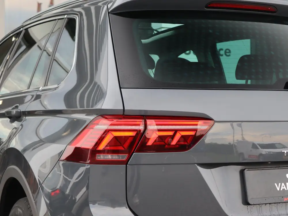 Volkswagen Tiguan 1.4 TSI 245 pk DSG eHybrid Elegance | Pano uit 2022, foto 10