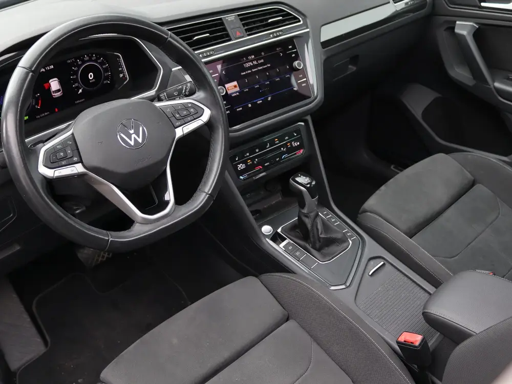Volkswagen Tiguan 1.4 TSI 245 pk DSG eHybrid Elegance | Pano uit 2022, foto 16