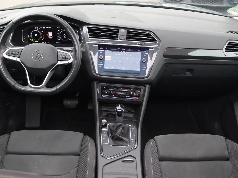Volkswagen Tiguan 1.4 TSI 245 pk DSG eHybrid Elegance | Pano uit 2022, foto 17