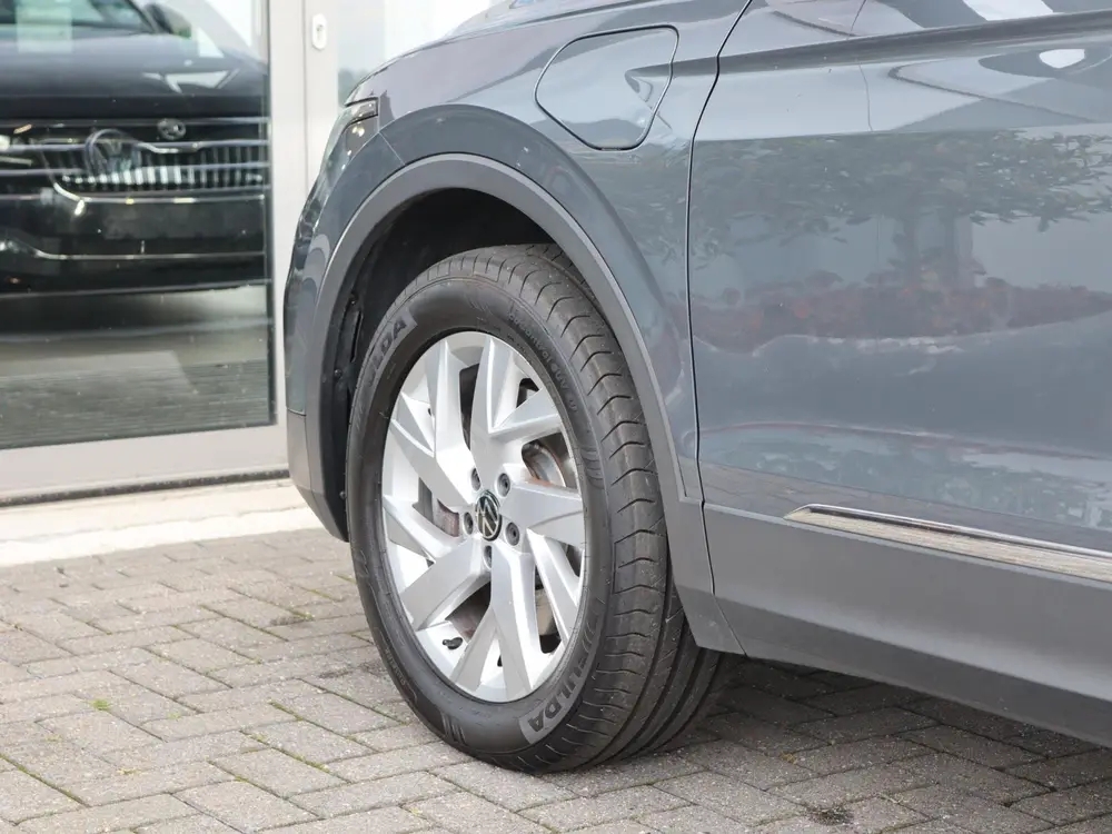 Volkswagen Tiguan 1.4 TSI 245 pk DSG eHybrid Elegance | Pano uit 2022, foto 7