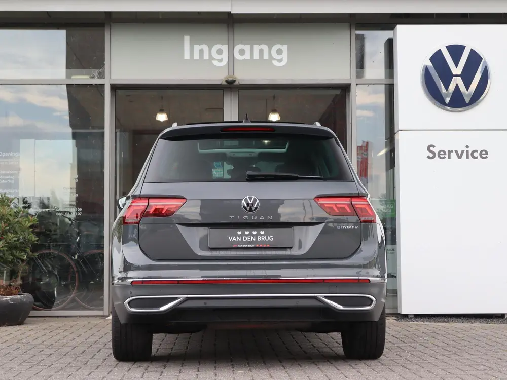 Volkswagen Tiguan 1.4 TSI 245 pk DSG eHybrid Elegance | Pano uit 2022, foto 9
