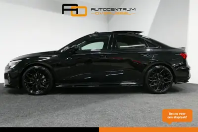 Audi A3 Limousine 35 TDI S Line / S-Line ex- & interieur / M uit 2020