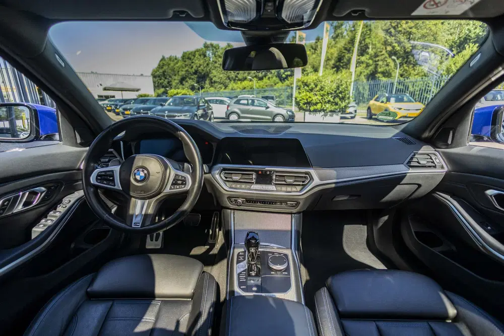 BMW 3-serie 3 Serie Touring 330d High Executive M-Pakk uit 2022, foto 17