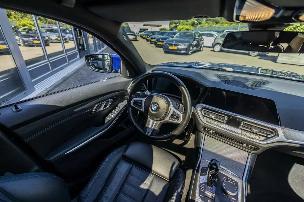BMW 3-serie 3 Serie Touring 330d High Executive M-Pakk uit 2022, foto 19