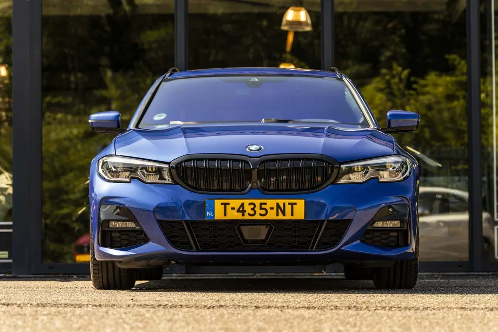 BMW 3-serie 3 Serie Touring 330d High Executive M-Pakk uit 2022, foto 2