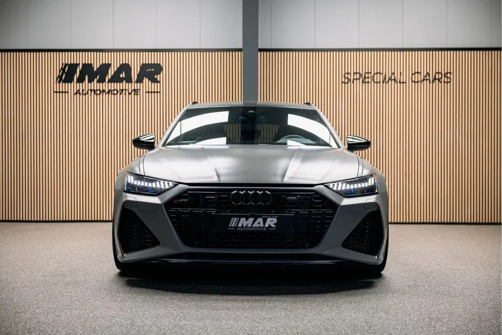 Audi RS6 Avant TFSI quattro uit 2020, foto 4