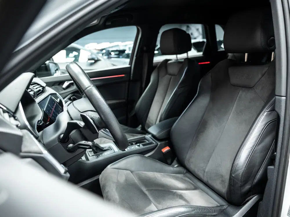 Audi RS Q3 TFSI uit 2022, foto 3