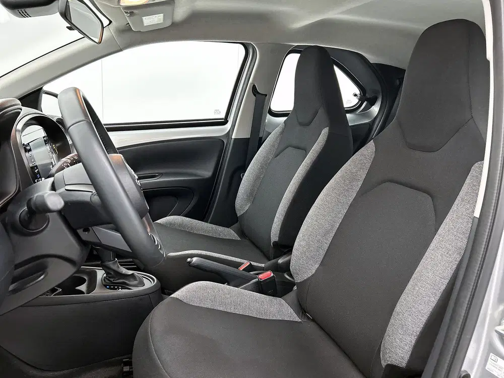 Toyota Aygo X 1.0 VVT-i S-CVT Play uit 2023, foto 17