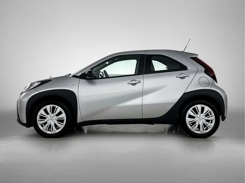 Toyota Aygo X 1.0 VVT-i S-CVT Play uit 2023, foto 3