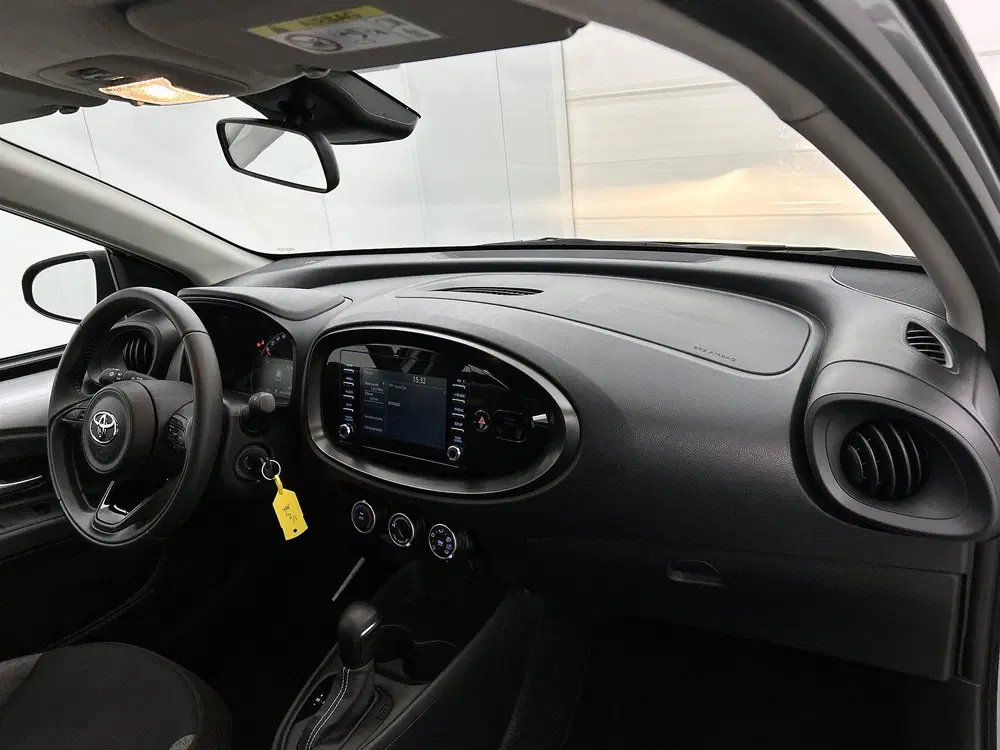 Toyota Aygo X 1.0 VVT-i S-CVT Play uit 2023, foto 6