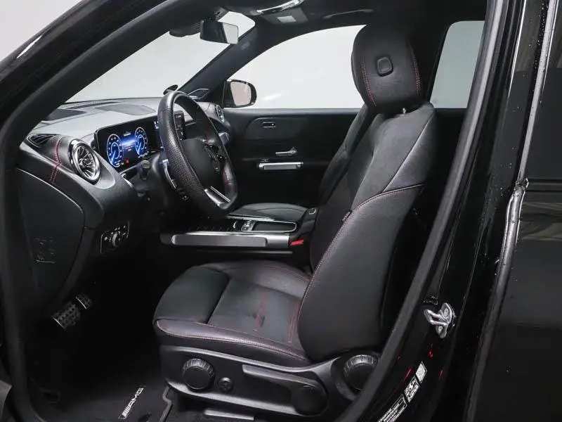 Mercedes-Benz EQB 250+ AMG 7p. 71 kWh uit 2025, foto 3