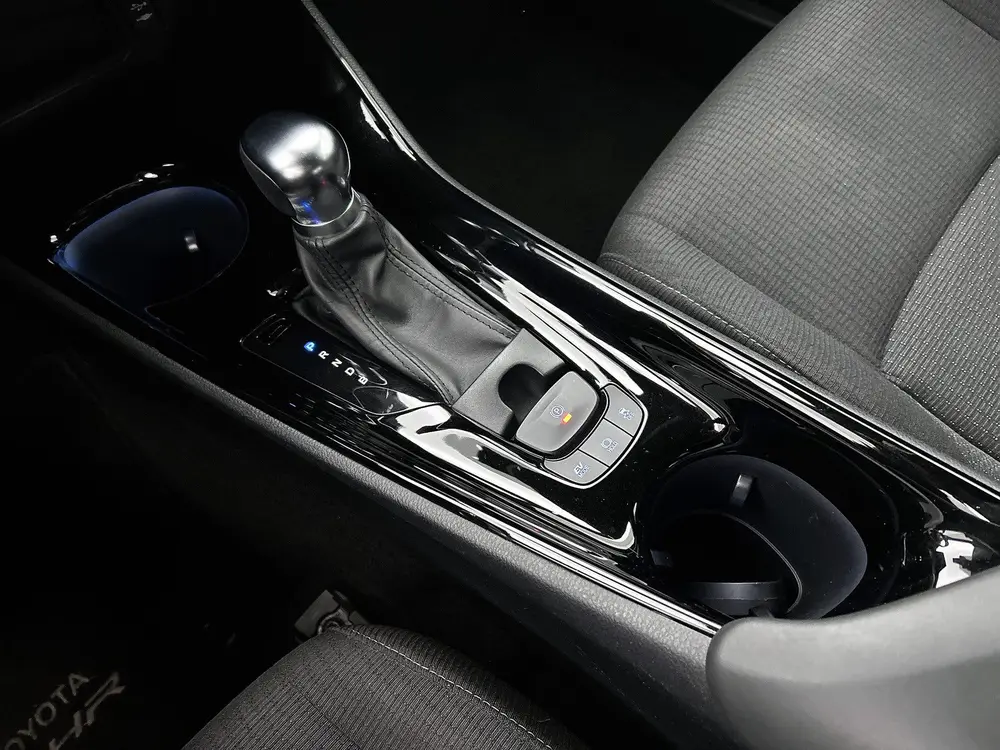 Toyota C-Hr 1.8 Hybrid Dynamic | Navigatie | Climate Control uit 2019, foto 10