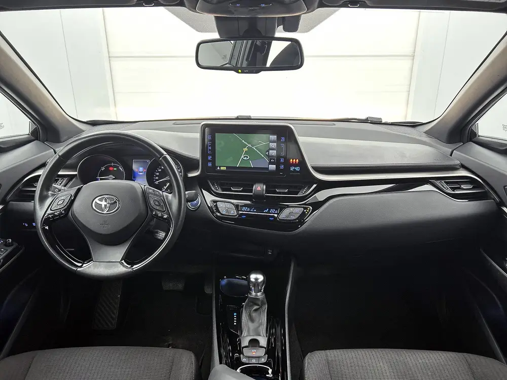Toyota C-Hr 1.8 Hybrid Dynamic | Navigatie | Climate Control uit 2019, foto 4