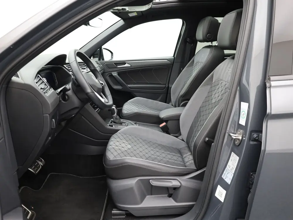 Volkswagen Tiguan 1.5 TSI R-Line Business+ | Panodak | Apple uit 2023, foto 7