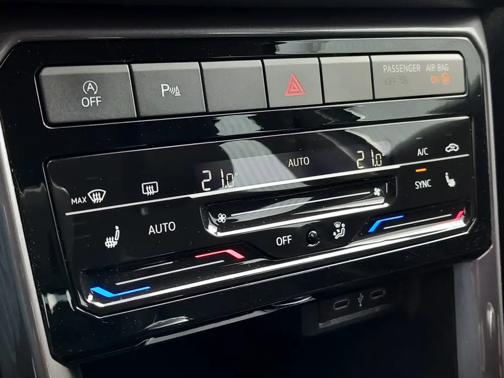 Volkswagen T-Cross 1.0 TSI Life DSG AUTOMAAT | Carplay | Cru uit 2021, foto 13