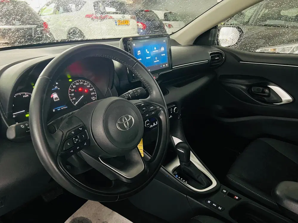 Toyota Yaris 1.5 Hybrid 115 Business NAP Apple Carplay uit 2024, foto 9