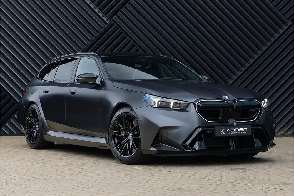 BMW M5 Touring V8 Hybride M Keramisch Frozen Pano uit 2025