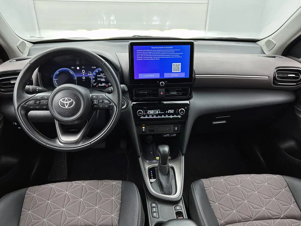 Toyota Yaris Cross 1.5 Hybrid 130 Executive Limited uit 2024, foto 4