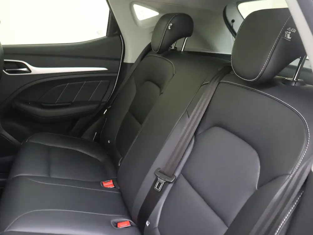 MG ZS EV Luxury 45 kWh | Camera | Navigatie | Panoramadak uit 2021, foto 18