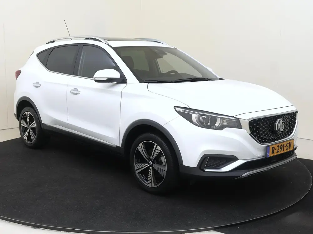 MG ZS EV Luxury 45 kWh | Camera | Navigatie | Panoramadak uit 2021, foto 2