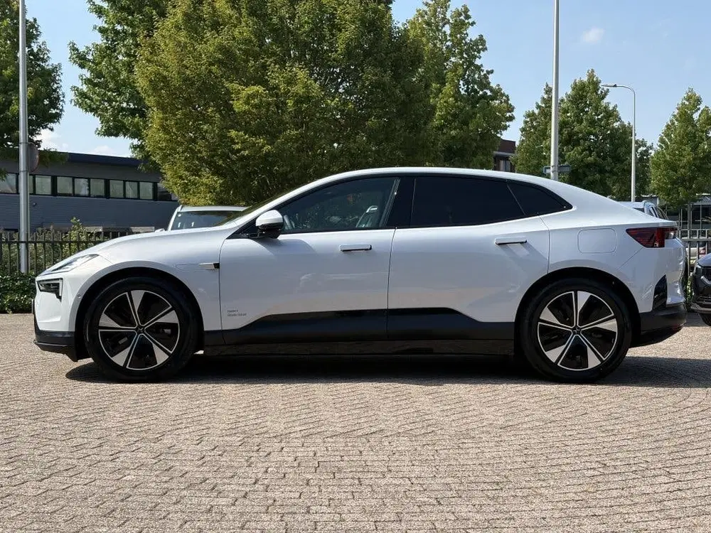 Polestar 4 Long range Single motor uit 2026, foto 3