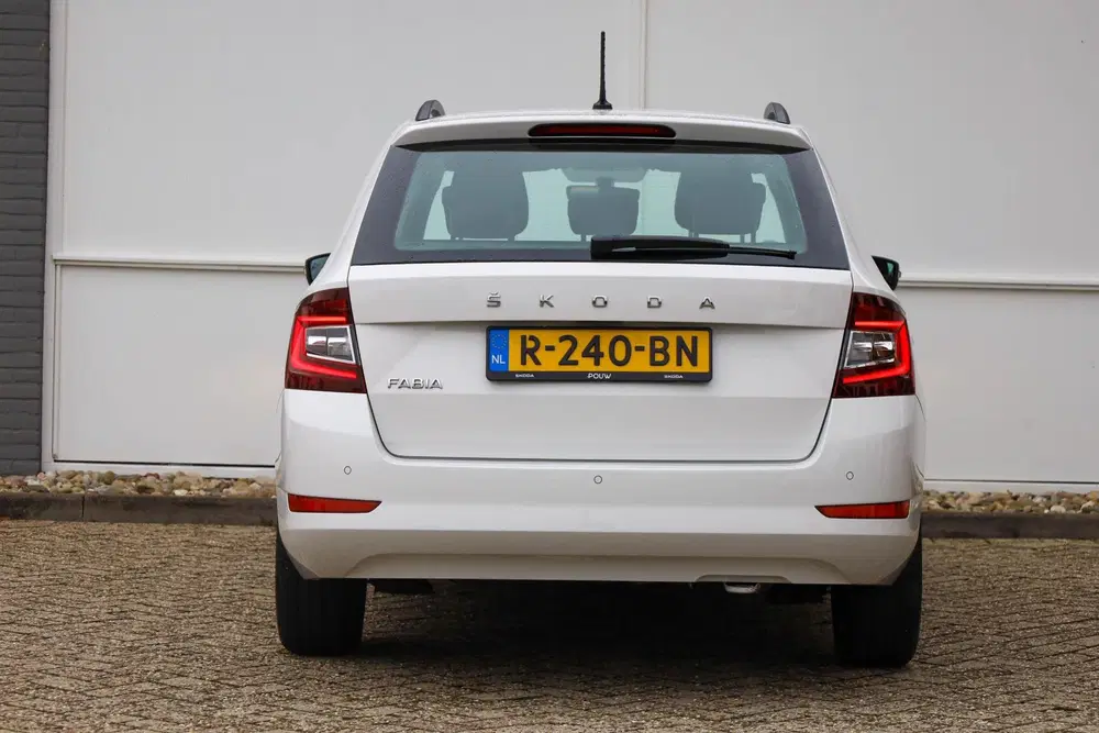 Skoda Fabia 1.0 TSI 95pk Ambition uit 2022, foto 10