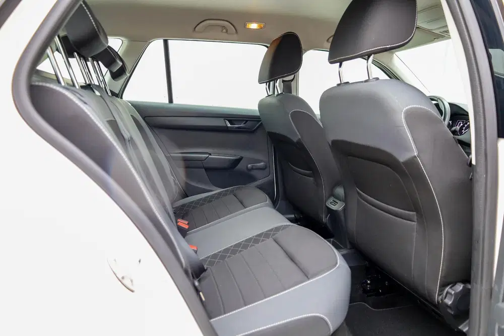 Skoda Fabia 1.0 TSI 95pk Ambition uit 2022, foto 15
