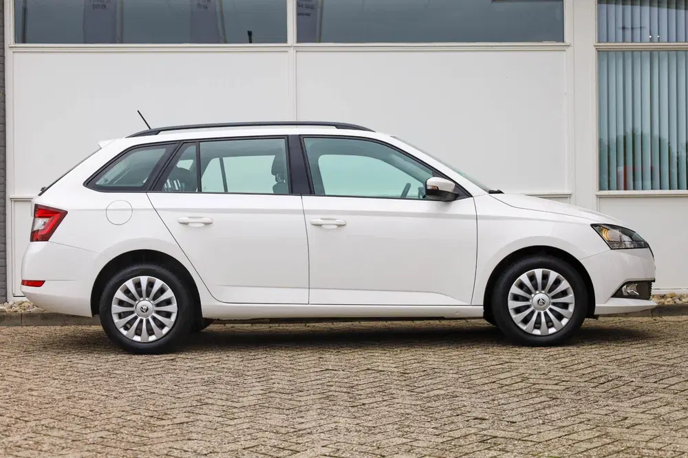 Skoda Fabia 1.0 TSI 95pk Ambition uit 2022, foto 3