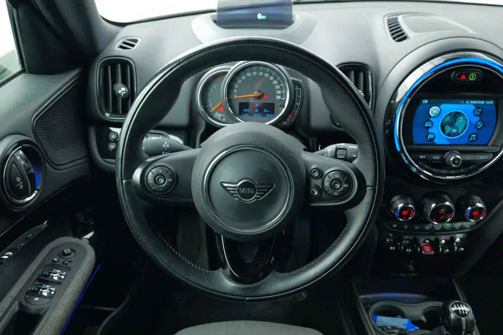 Mini Countryman Countryman 1.5 One Dutch Made Edition | Head-up | Licht uit 2019, foto 5