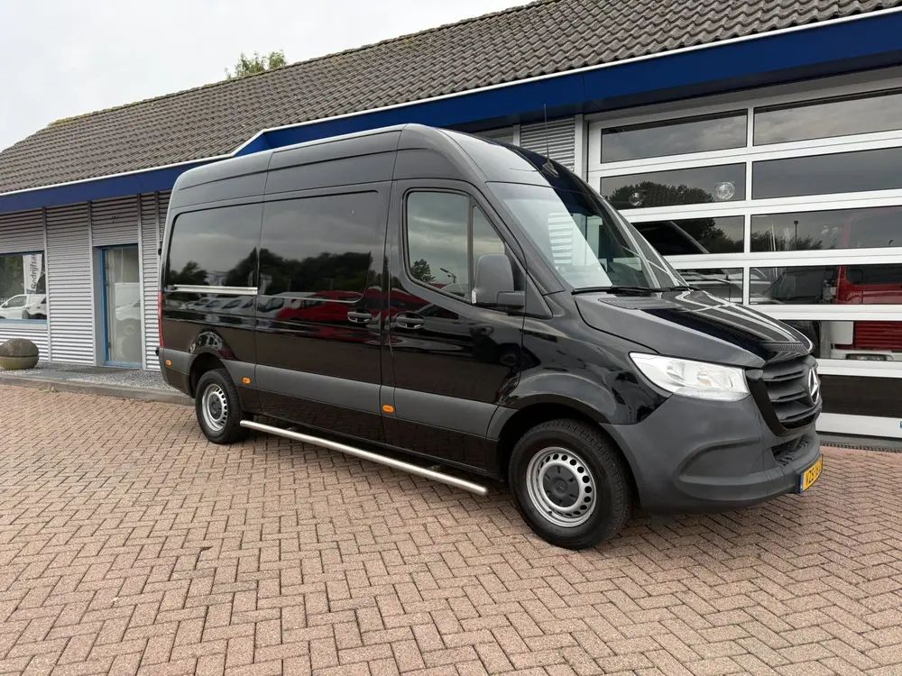 Mercedes-Benz Sprinter 315 1.9 CDI L2H2 RWD Automaat uit 2024, foto 2
