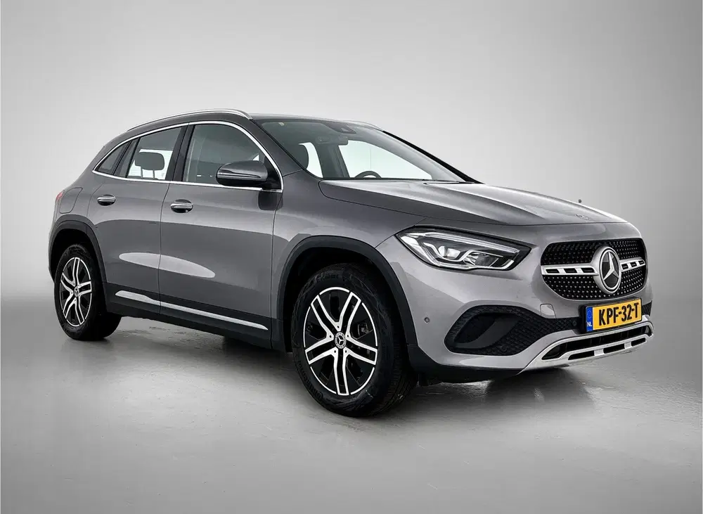 Mercedes-Benz GLA 250 e Progressive Plug-In Hybride uit 2022, foto 13