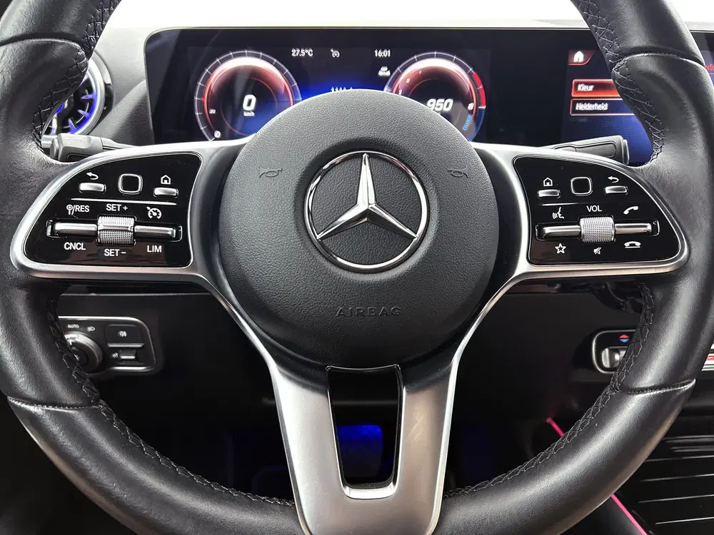 Mercedes-Benz GLA 250 e Progressive Plug-In Hybride uit 2022, foto 18