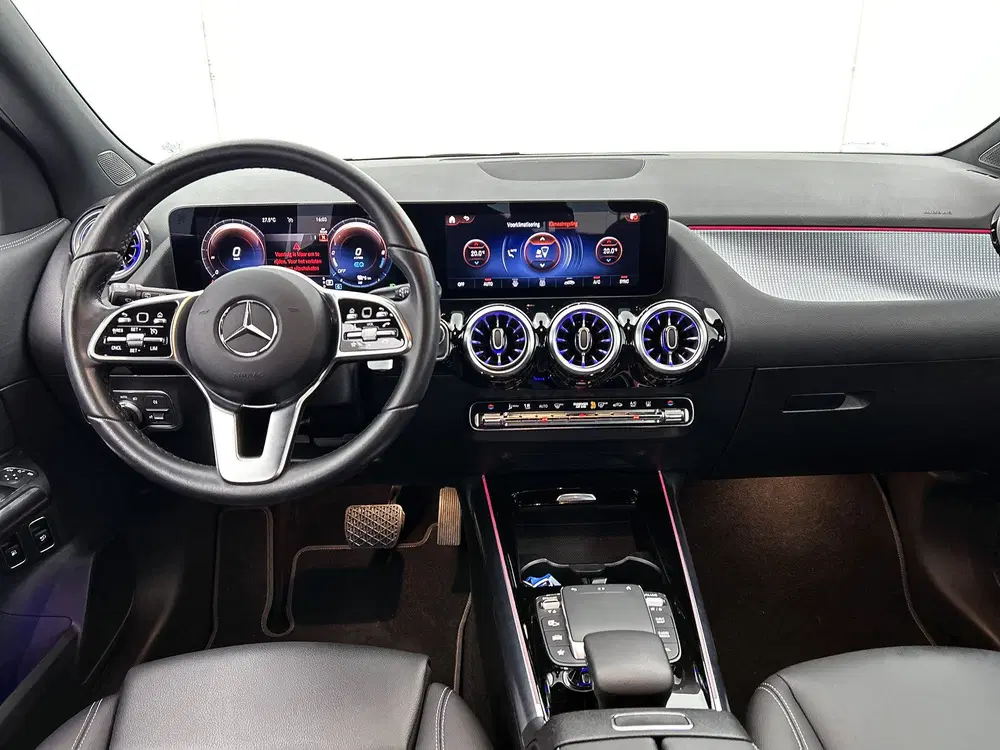 Mercedes-Benz GLA 250 e Progressive Plug-In Hybride uit 2022, foto 4