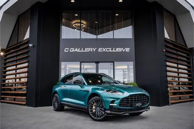 Aston Martin DBX 4.0 V8 707 - BTW Auto | Panorama | Carbon | uit 2022