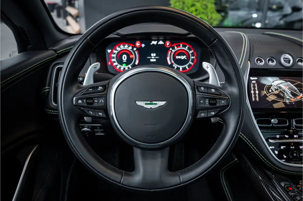 Aston Martin DBX 4.0 V8 707 - BTW Auto | Panorama | Carbon | uit 2022, foto 12