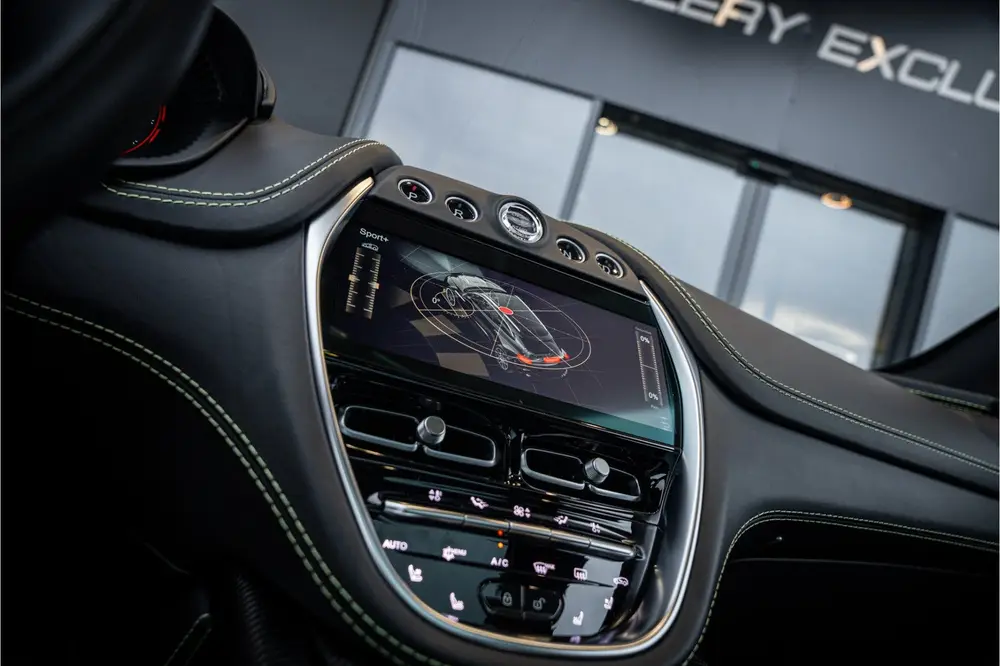 Aston Martin DBX 4.0 V8 707 - BTW Auto | Panorama | Carbon | uit 2022, foto 13