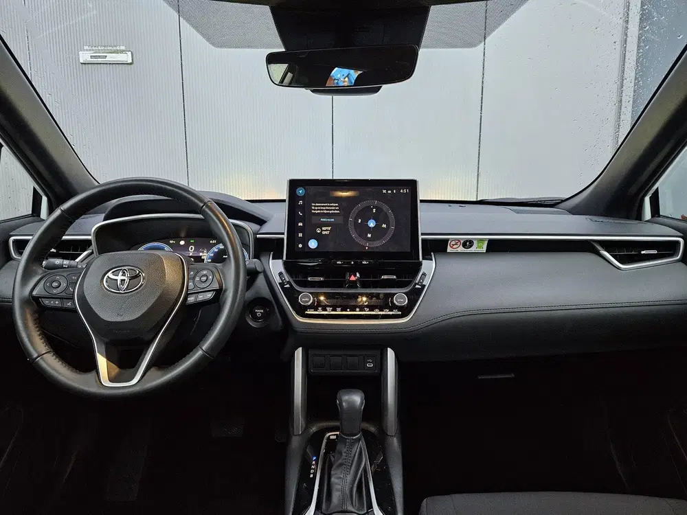 Toyota Corolla Cross Hybrid 140 Active uit 2024, foto 2