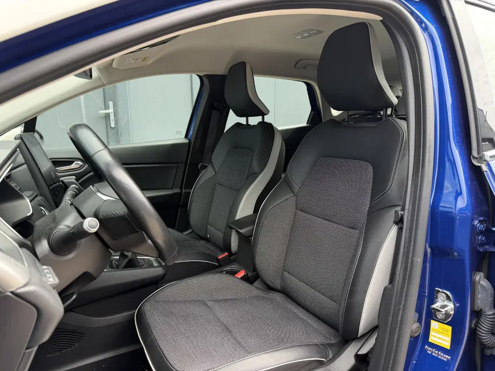 Renault Captur 1.3 TCe 140 Intens uit 2021, foto 20