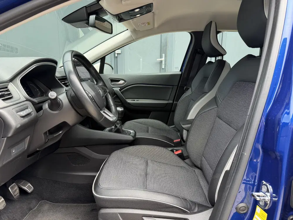 Renault Captur 1.3 TCe 140 Intens uit 2021, foto 6