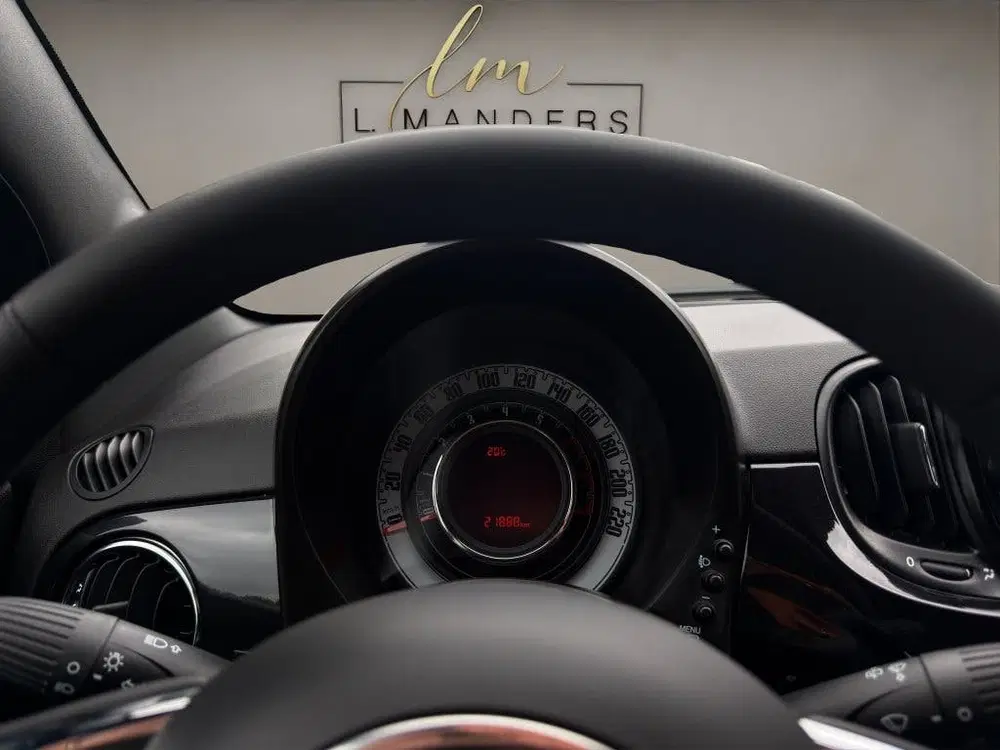 Fiat 500 1.0 Hybrid Club 2023 ZWART uit 2023, foto 14