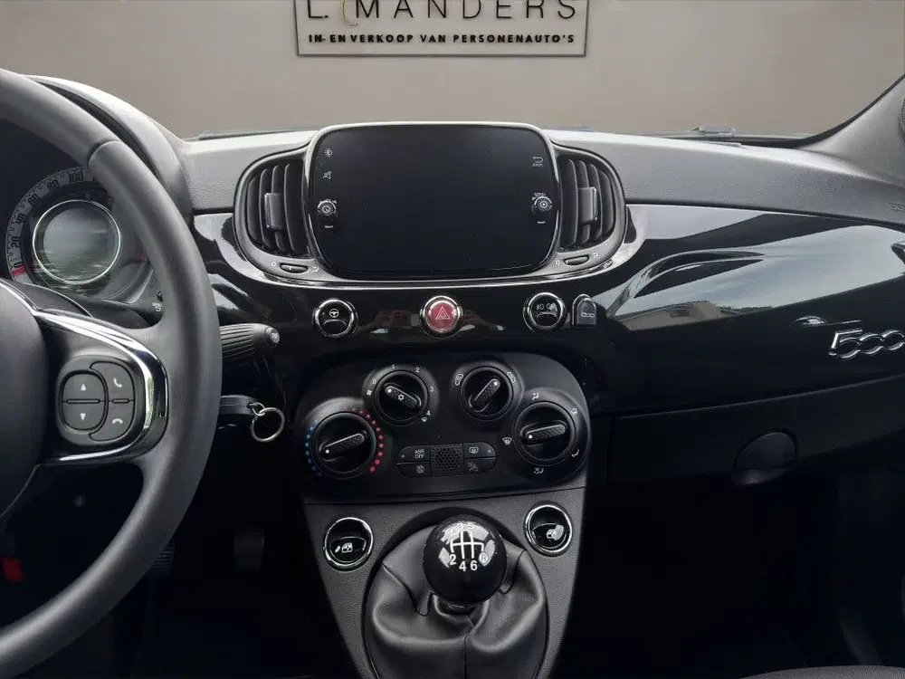 Fiat 500 1.0 Hybrid Club 2023 ZWART uit 2023, foto 15