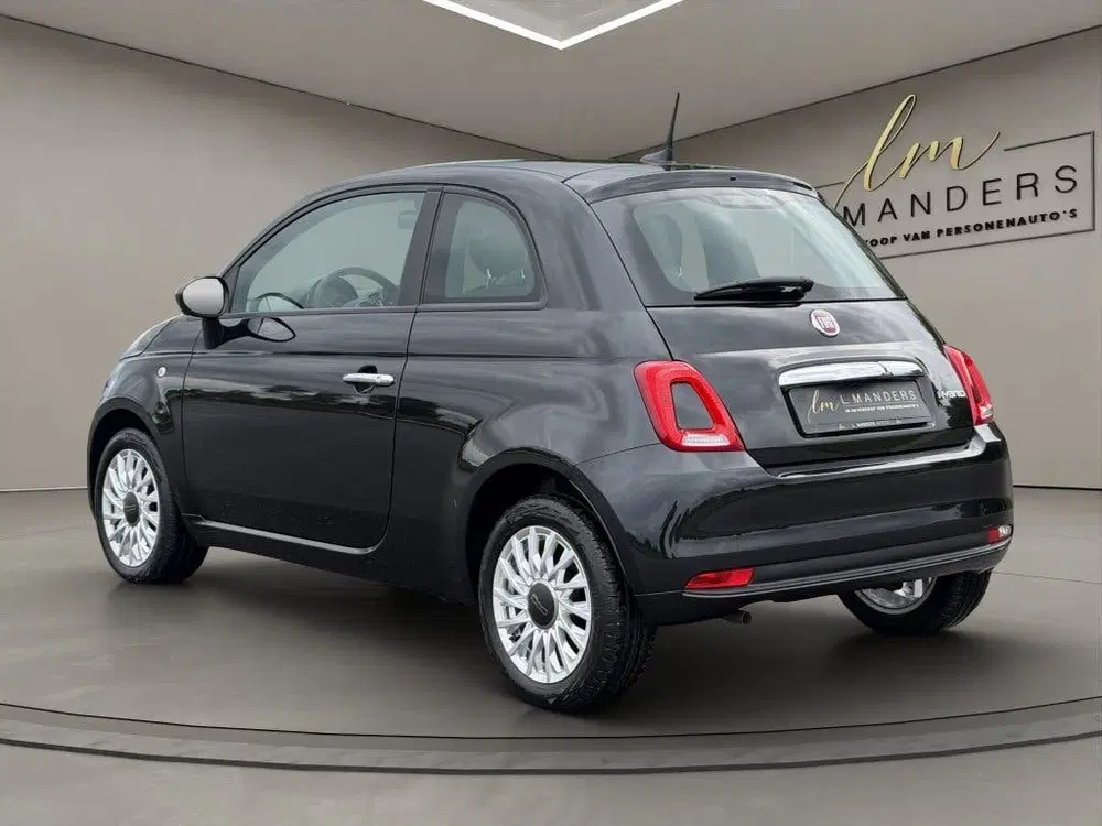 Fiat 500 1.0 Hybrid Club 2023 ZWART uit 2023, foto 9
